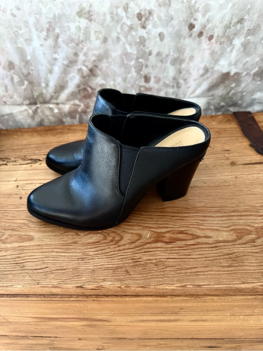 MICHAEL Michael Kors Black Leather Slip-On Mule size 8